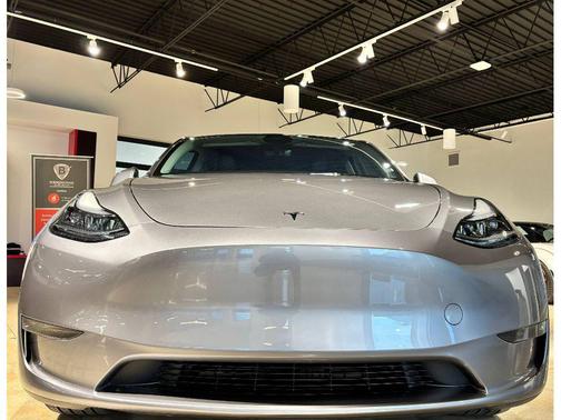 2025 Tesla Model Y Long Range Dual Motor Rear-Wheel Drive
