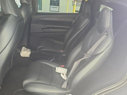 2023 Tesla Model X Standard Range