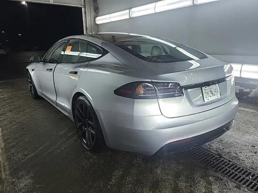 2024 Tesla Model S Long Range