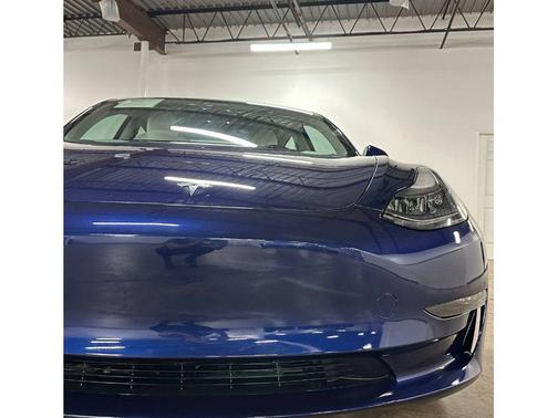 Deep Blue Metallic 2023 Tesla Model 3 Performance