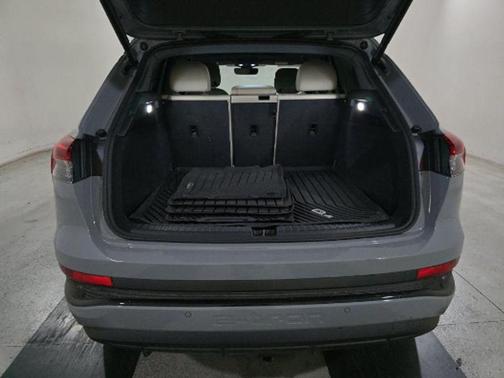 2024 Audi Q4 e-tron Premium Plus 50 quattro