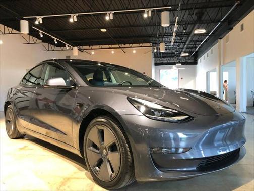 2023 Tesla Model 3 Standard Range