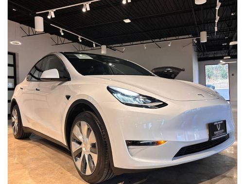 2023 Tesla Model Y Long Range Dual Motor All-Wheel Drive