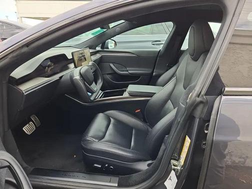 2021 Tesla Model S Plaid
