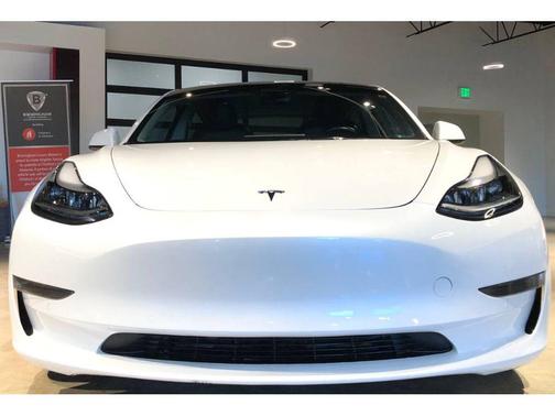 2022 Tesla Model 3 Standard Range