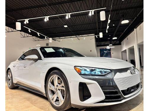 2023 Audi e-tron GT Prestige quattro