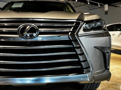 2018 Lexus LX 570 Base