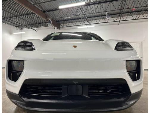 2024 Porsche Macan 4