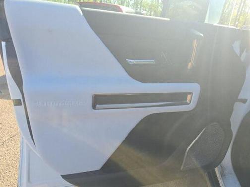 Interstellar White 2025 GMC HUMMER EV Pickup 2X