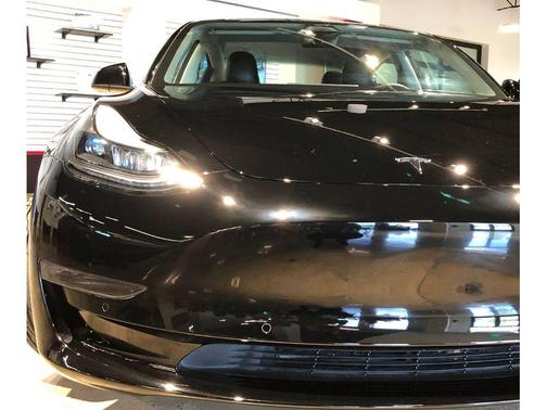 2022 Tesla Model 3 Standard Range