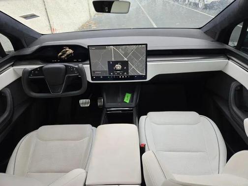 2022 Tesla Model X Plaid Tri Motor All-Wheel Drive