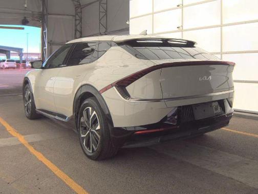 2023 Kia EV6 Wind