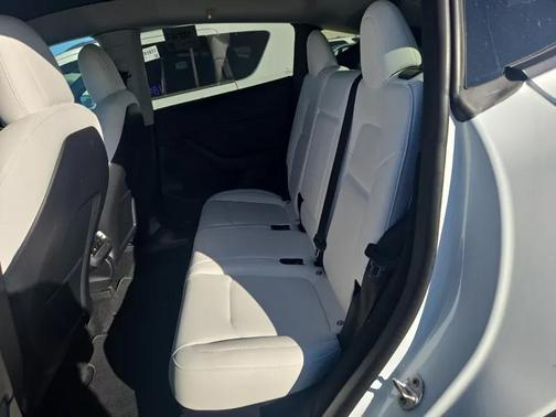 2023 Tesla Model Y Performance Dual Motor All-Wheel Drive