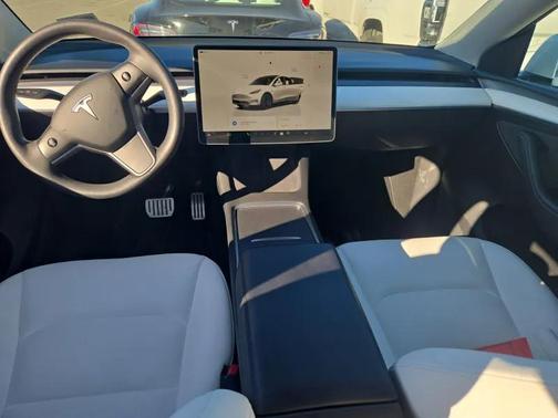 2023 Tesla Model Y Performance Dual Motor All-Wheel Drive