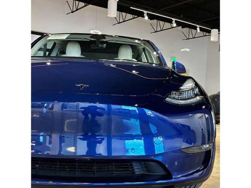 2021 Tesla Model Y Long Range Dual Motor All-Wheel Drive