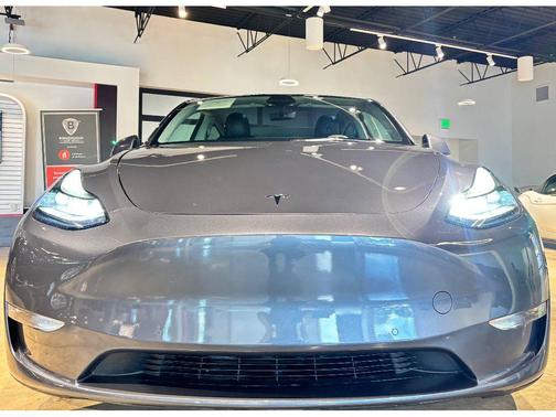 2022 Tesla Model Y Performance Dual Motor All-Wheel Drive