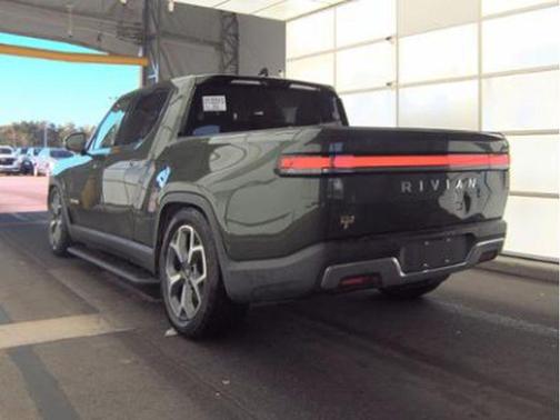 2022 Rivian R1T Adventure