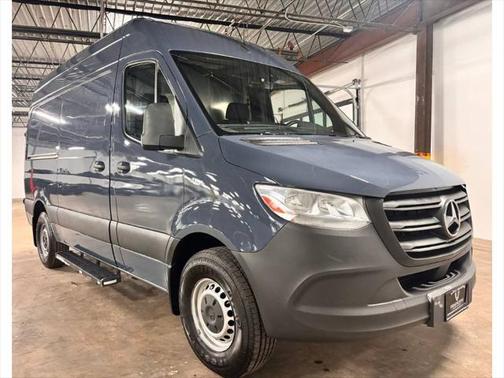 2019 Mercedes-Benz Sprinter 2500 Standard Roof