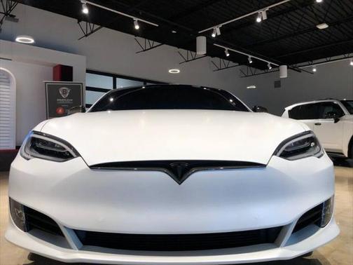 2021 Tesla Model S Long Range