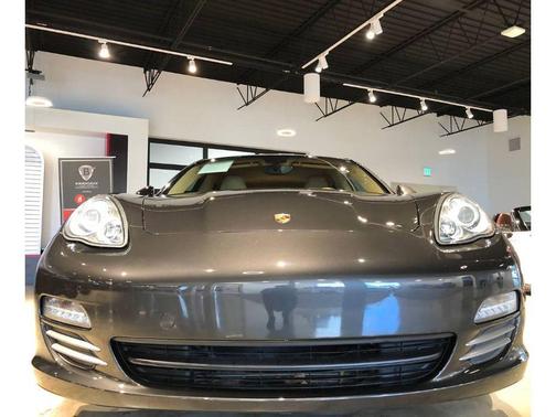 2012 Porsche Panamera 4