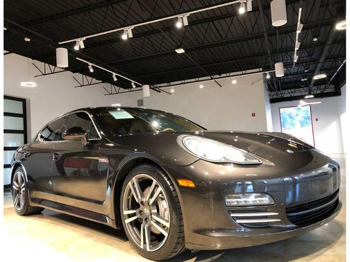 2012 Porsche Panamera 4