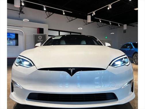 2024 Tesla Model S Plaid