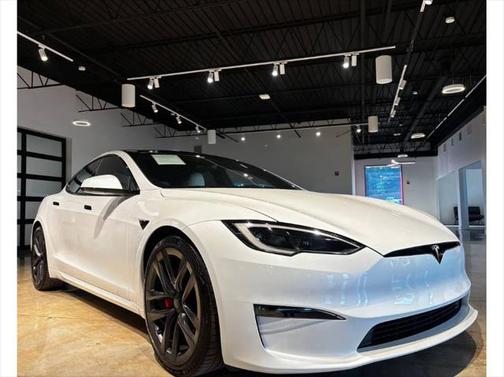 2024 Tesla Model S Plaid