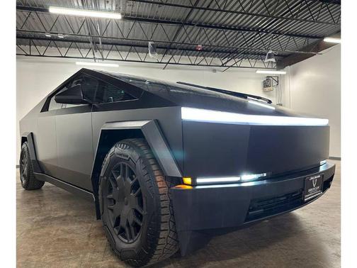 2024 Tesla Cybertruck Cyberbeast