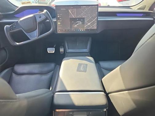 2023 Tesla Model S Plaid
