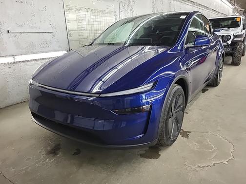 Deep Blue Metallic 2026 Tesla Model Y Premium Rear-Wheel Drive