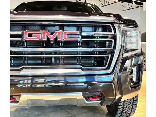 2021 GMC Yukon XL 4WD AT4