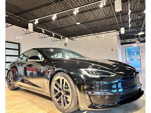 2022 Tesla Model S Plaid