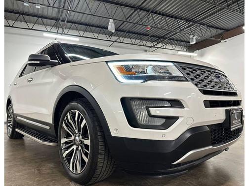White Platinum Metallic Tri-Coat 2016 Ford Explorer Platinum