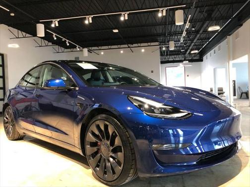 2023 Tesla Model 3 Performance