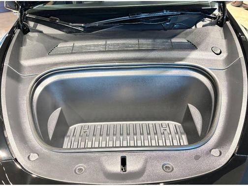 2025 Tesla Model Y Performance Dual Motor All-Wheel Drive