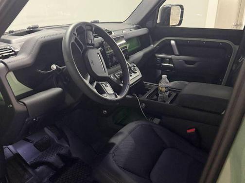 2023 Land Rover Defender 110 75th Edition