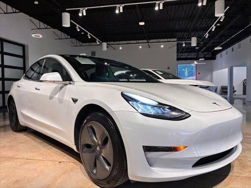2019 Tesla Model 3 Standard Range Plus