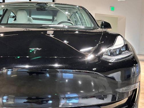 2023 Tesla Model 3 Standard Range