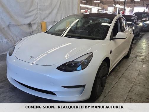 Pearl White Multi-Coat 2022 Tesla Model 3 Long Range