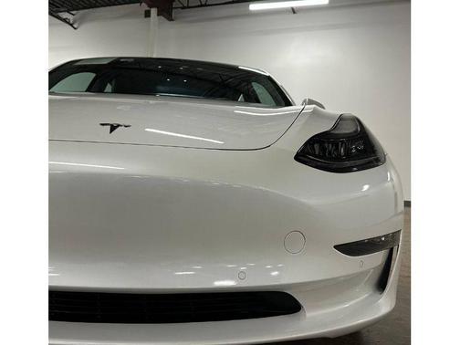 Pearl White Multi-Coat 2022 Tesla Model 3 Long Range