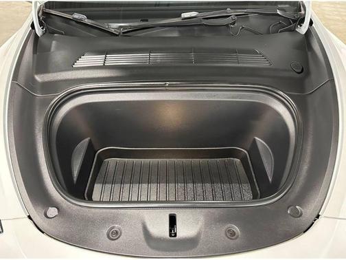 2023 Tesla Model Y Performance Dual Motor All-Wheel Drive