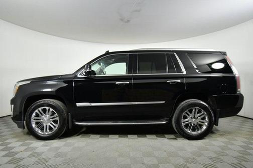 2017 Cadillac Escalade Standard