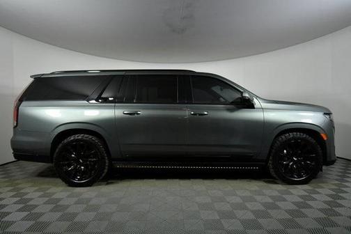 2023 Cadillac Escalade ESV Sport