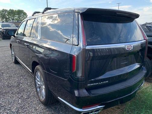 2022 Cadillac Escalade ESV Premium Luxury