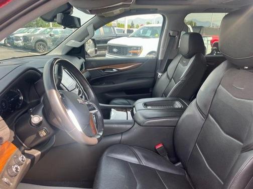 2020 Cadillac Escalade ESV Luxury