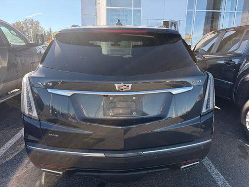 Wilder Metallic 2021 Cadillac XT5 Sport