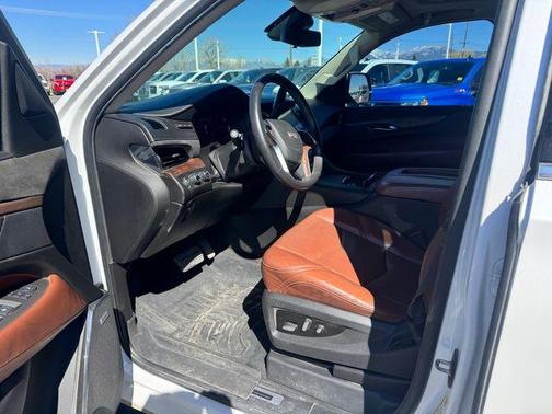 Crystal White Tri-Coat 2017 Cadillac Escalade ESV Premium Luxury