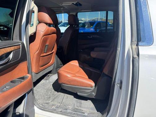 Crystal White Tri-Coat 2017 Cadillac Escalade ESV Premium Luxury