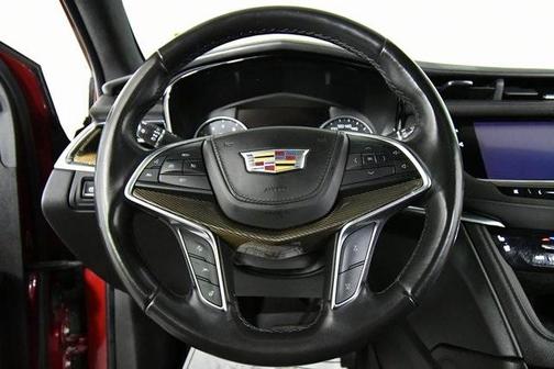 2018 Cadillac XT5 Platinum