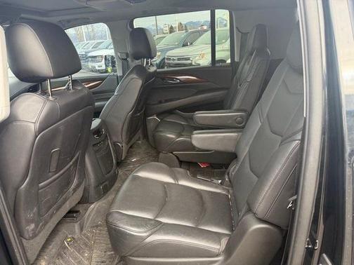 2019 Cadillac Escalade ESV Premium Luxury